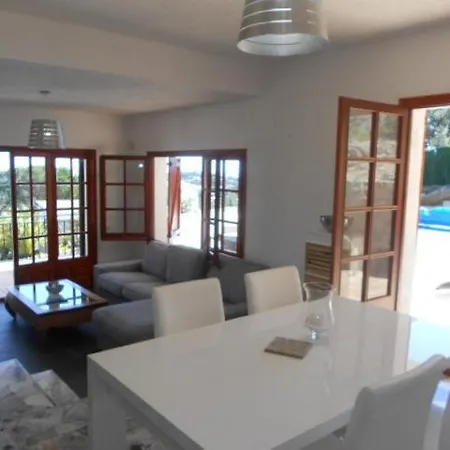 Casa Mas Ros 6 *