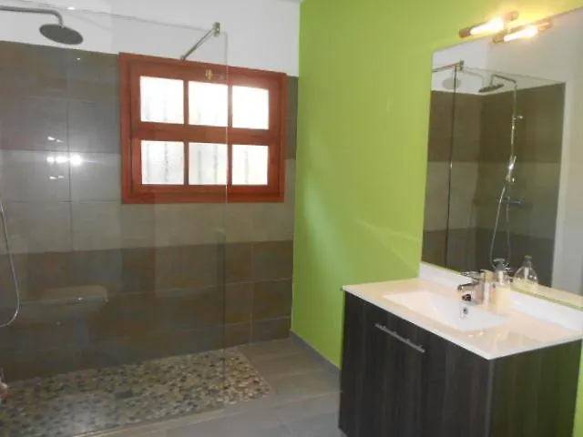 Casa Mas Ros 6 * Girona